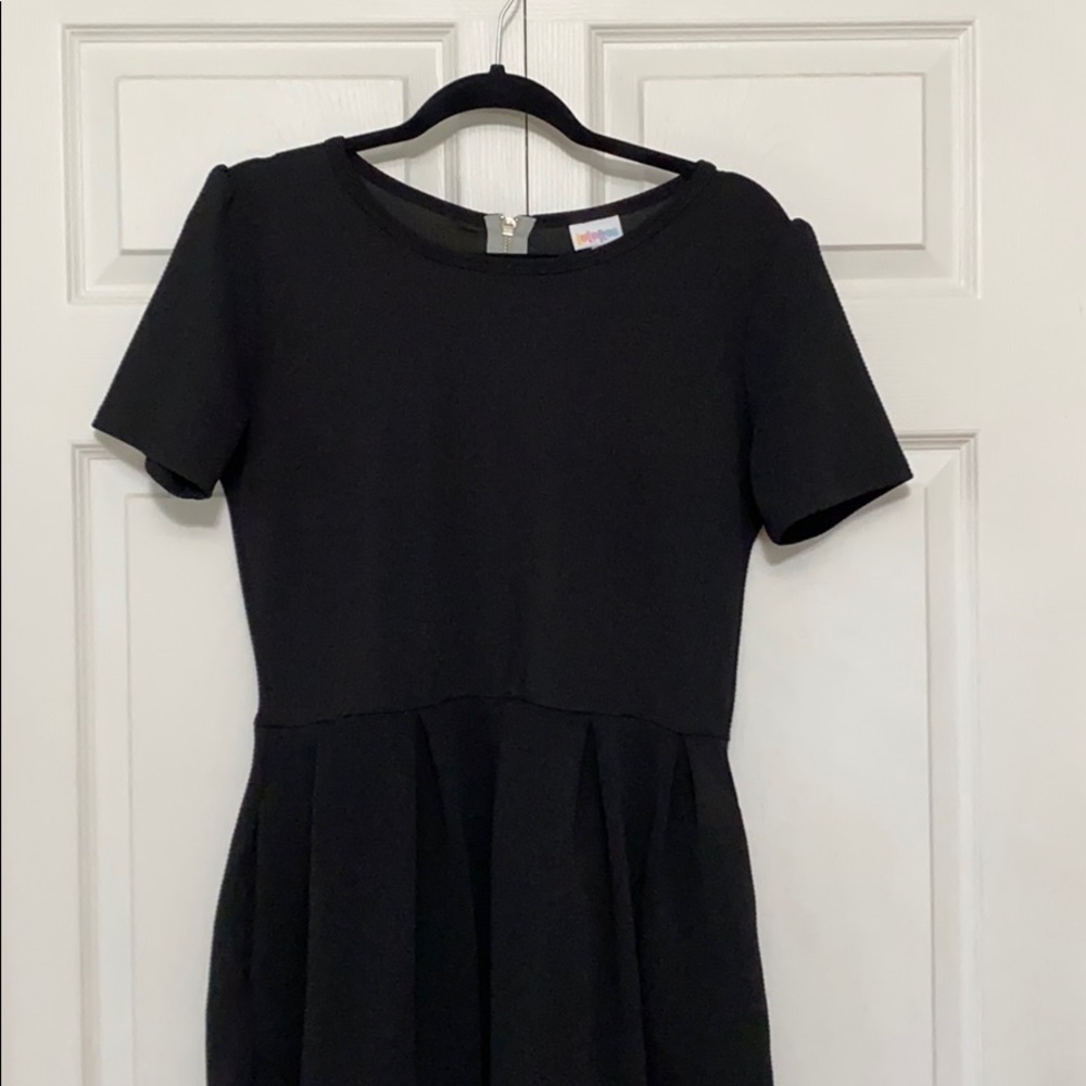 LuLaRoe Amelia